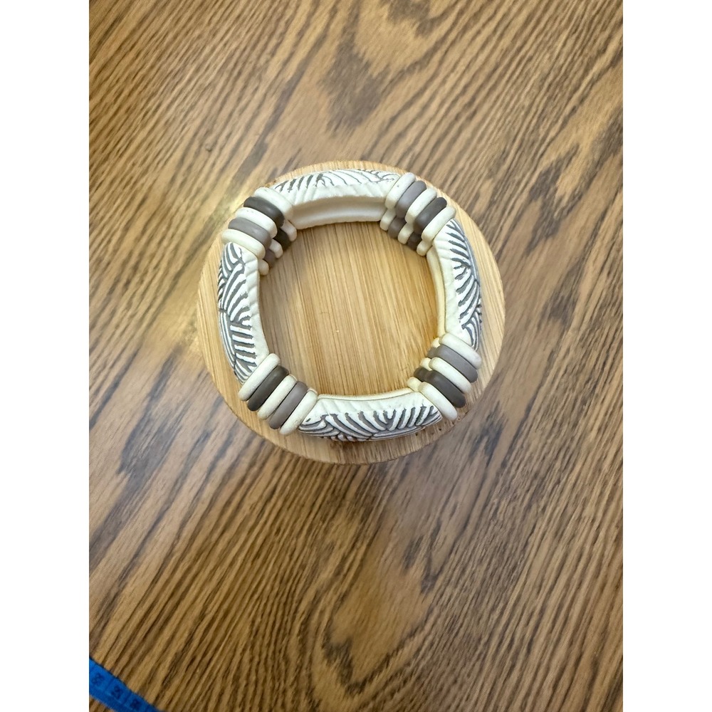 Avon 80's Sirocco Rope Neutral Textured Chevron Stretch Statement Bracelet